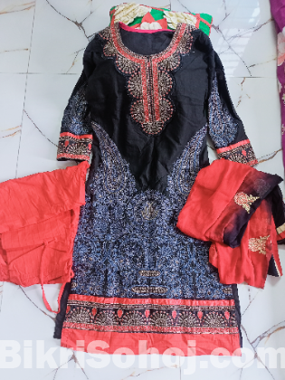 Gorgeous 3-pis+ (FREE purse)